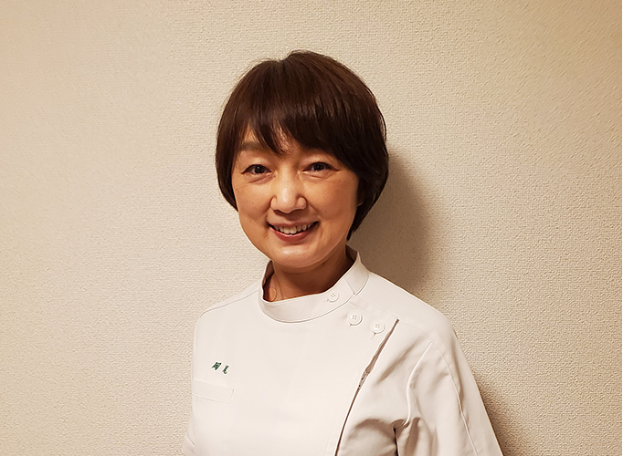 岡尾知子(おかお ともこ)